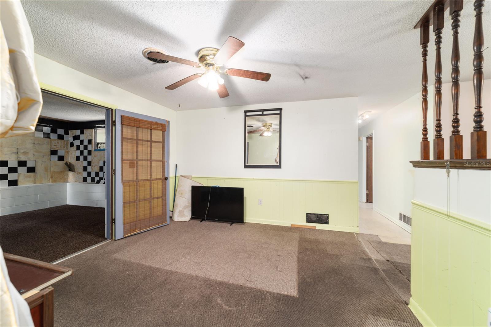 Image 24 of 67 For 1741 42nd Place