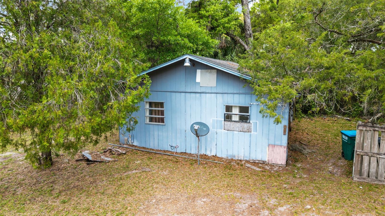 Image 41 of 67 For 1741 42nd Place