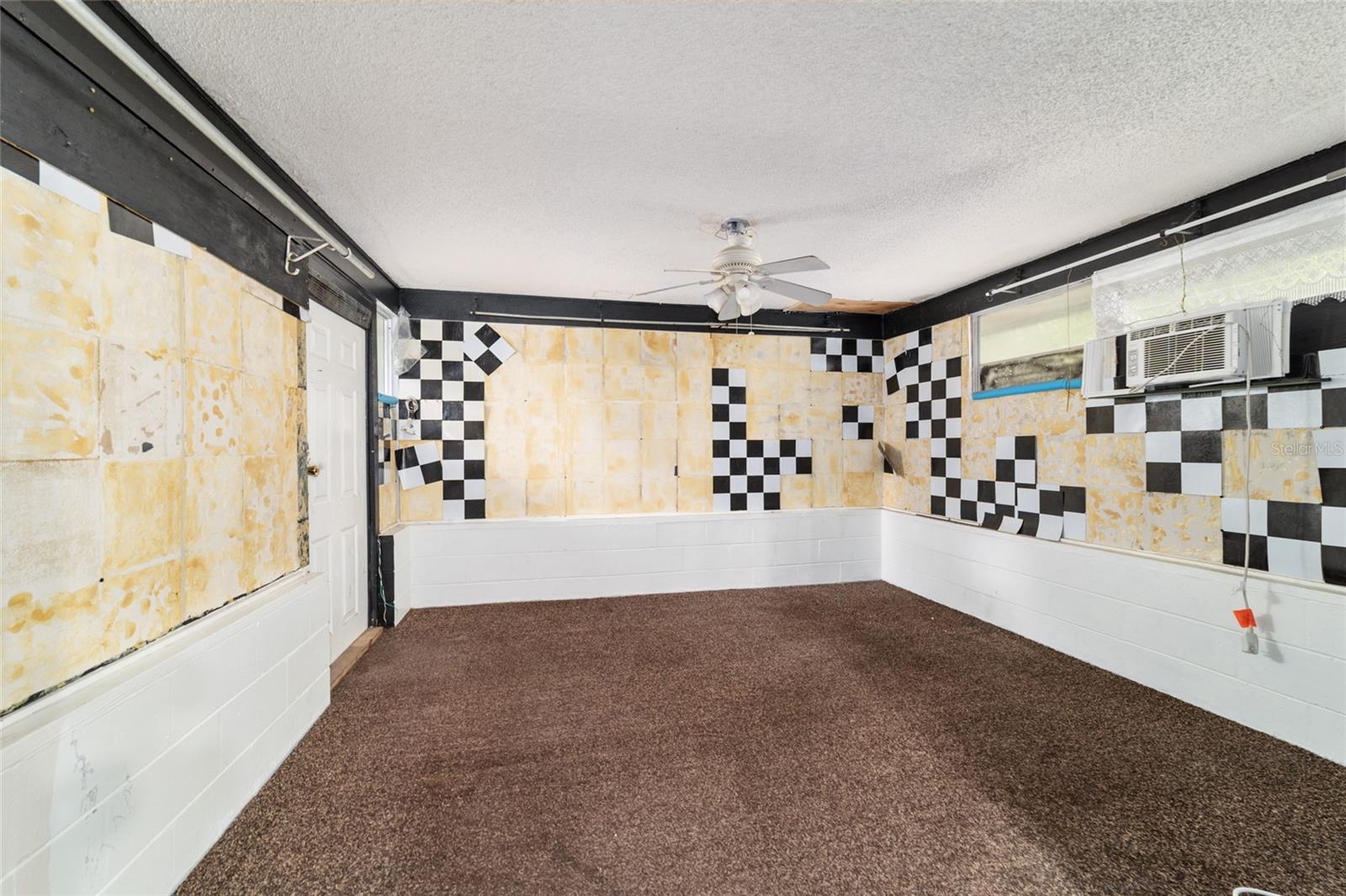 Image 51 of 67 For 1741 42nd Place