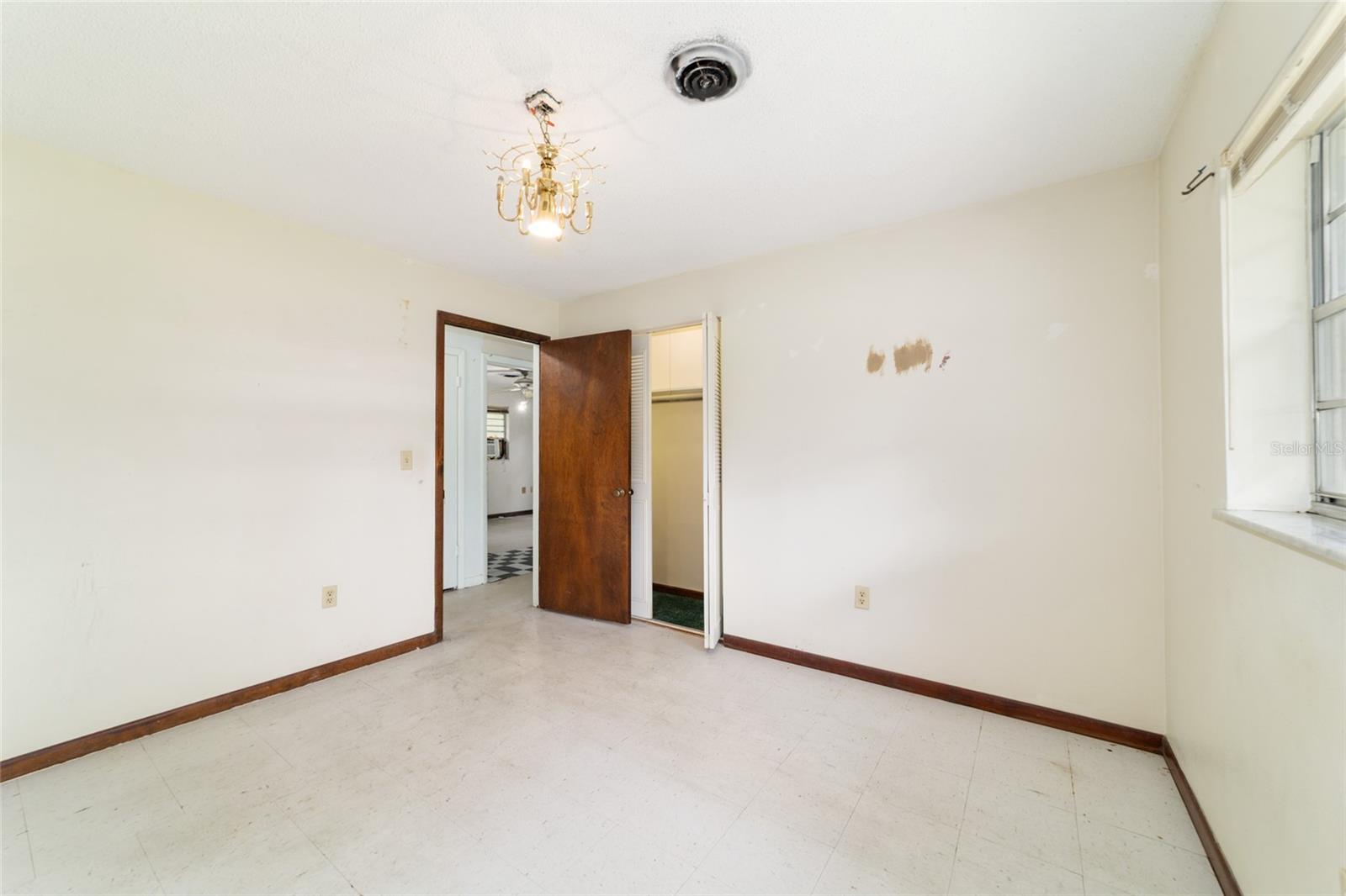 Image 60 of 67 For 1741 42nd Place