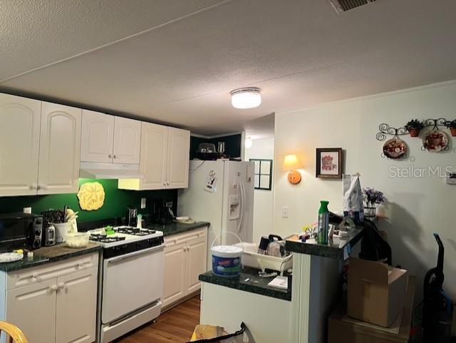 Image 24 of 34 For 14890 20th Street