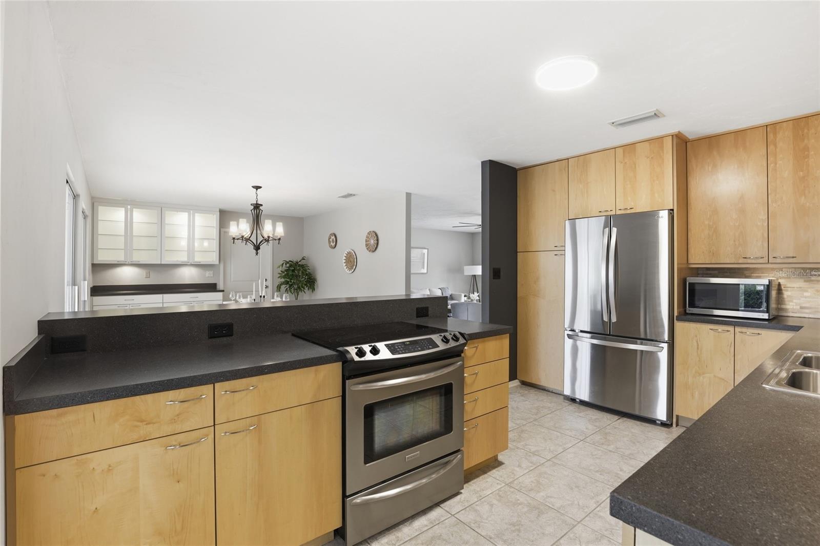 Image 16 of 46 For 3311 27th Avenue