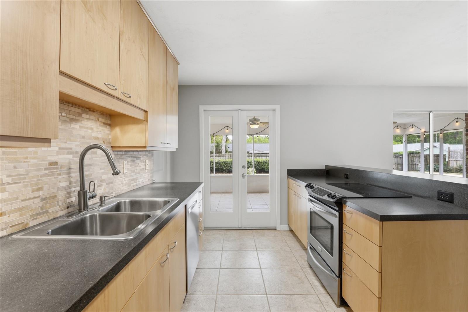 Image 18 of 46 For 3311 27th Avenue