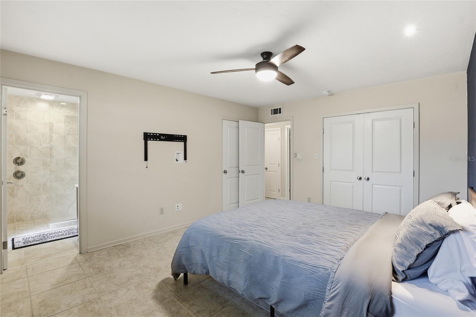 Image 21 of 46 For 3311 27th Avenue