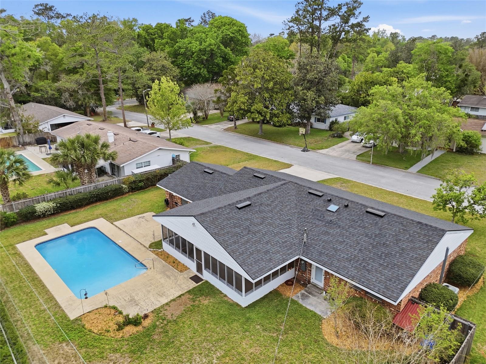 Image 5 of 46 For 3311 27th Avenue