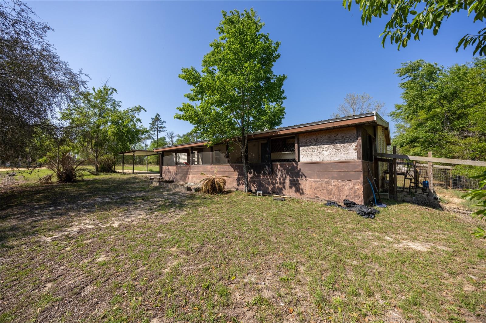 Image 25 of 32 For 636 Union Avenue