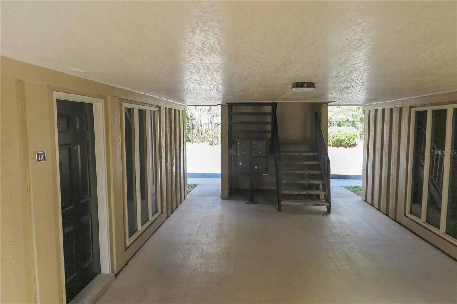 Image 4 of 16 For 507 39th Drive 210