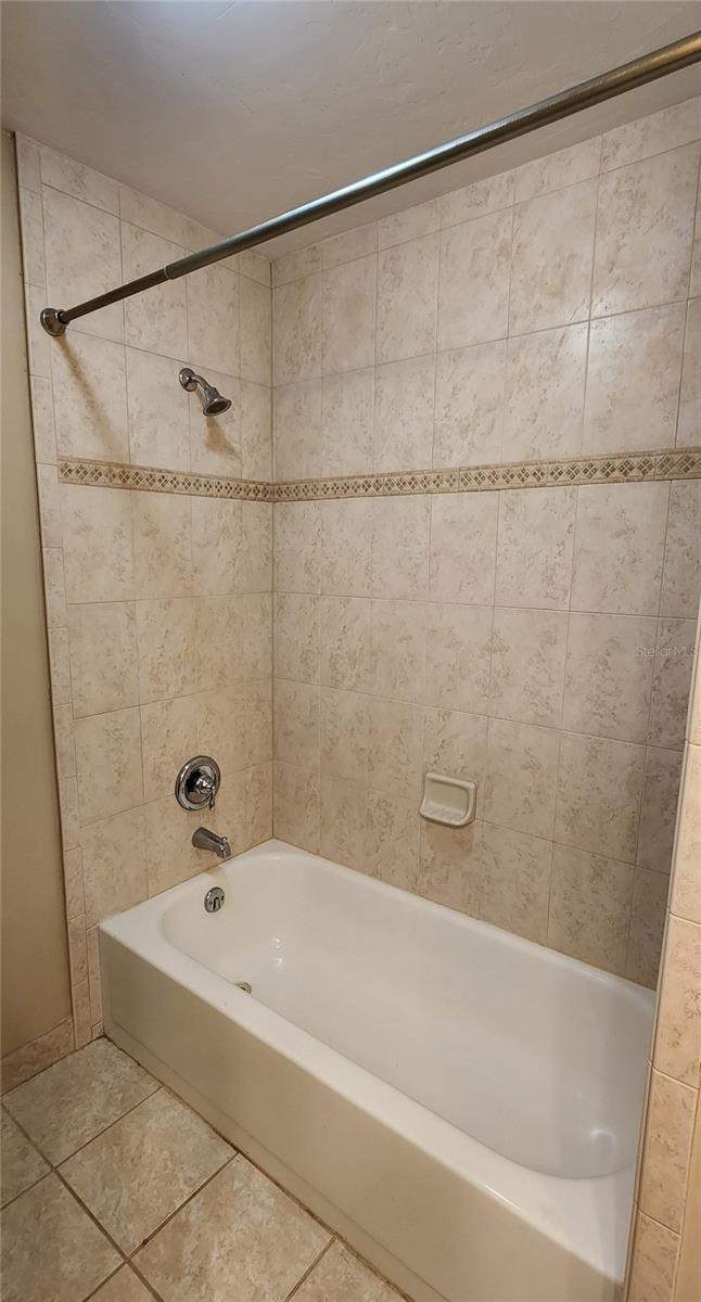 Image 4 of 11 For 2202 39th Drive