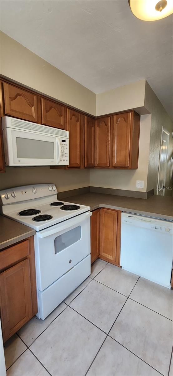 Image 8 of 11 For 2202 39th Drive