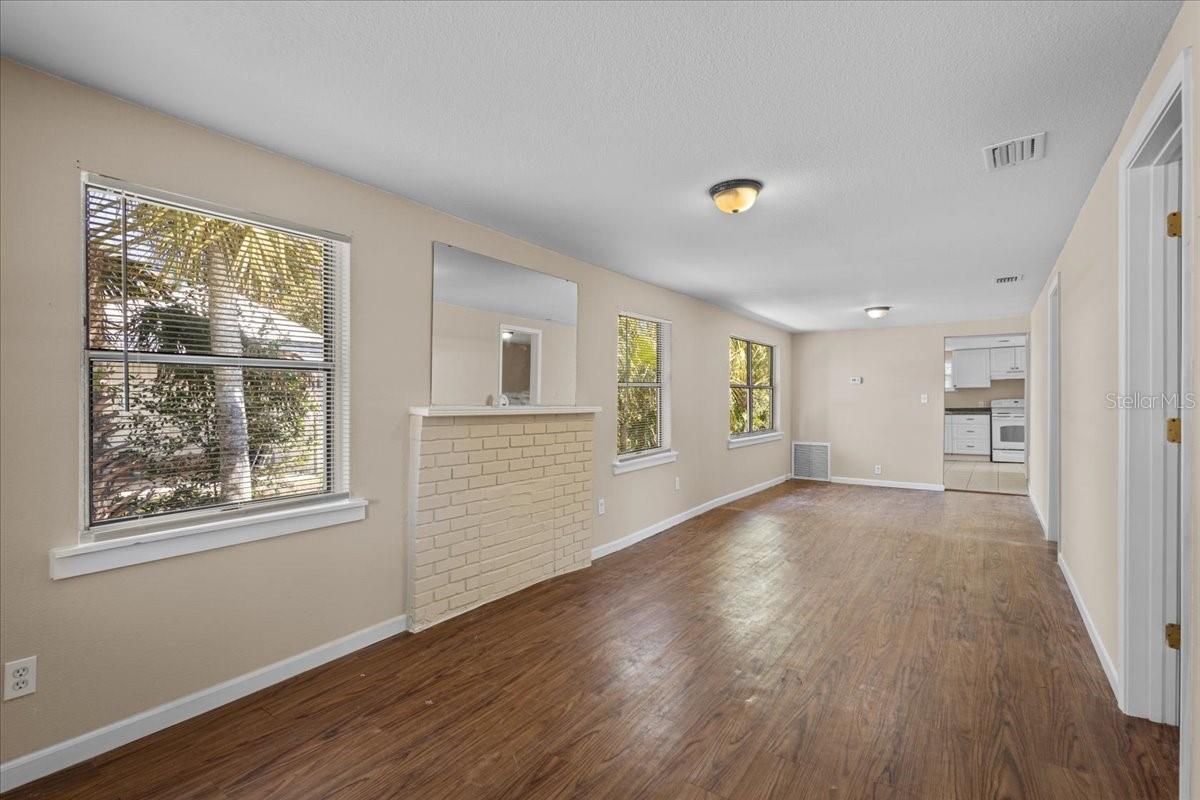 Image 10 of 38 For 102 138th Street