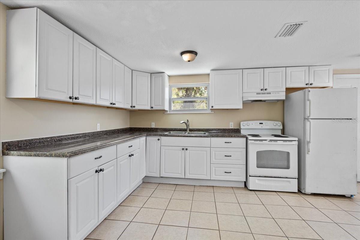 Image 13 of 38 For 102 138th Street