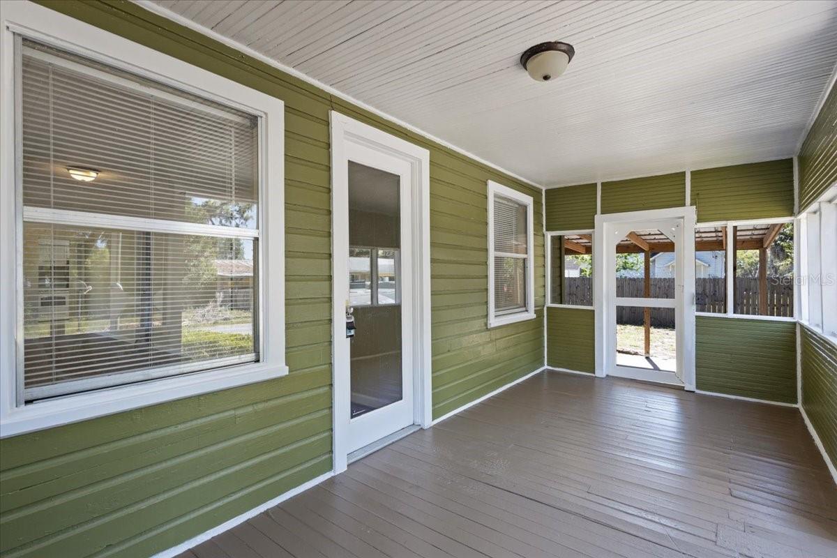 Image 7 of 38 For 102 138th Street