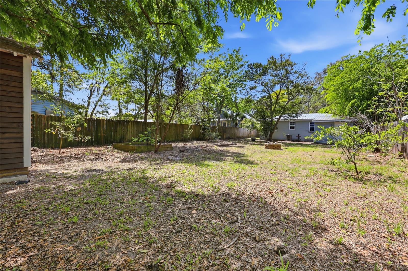 Image 13 of 28 For 111 Palmer Street