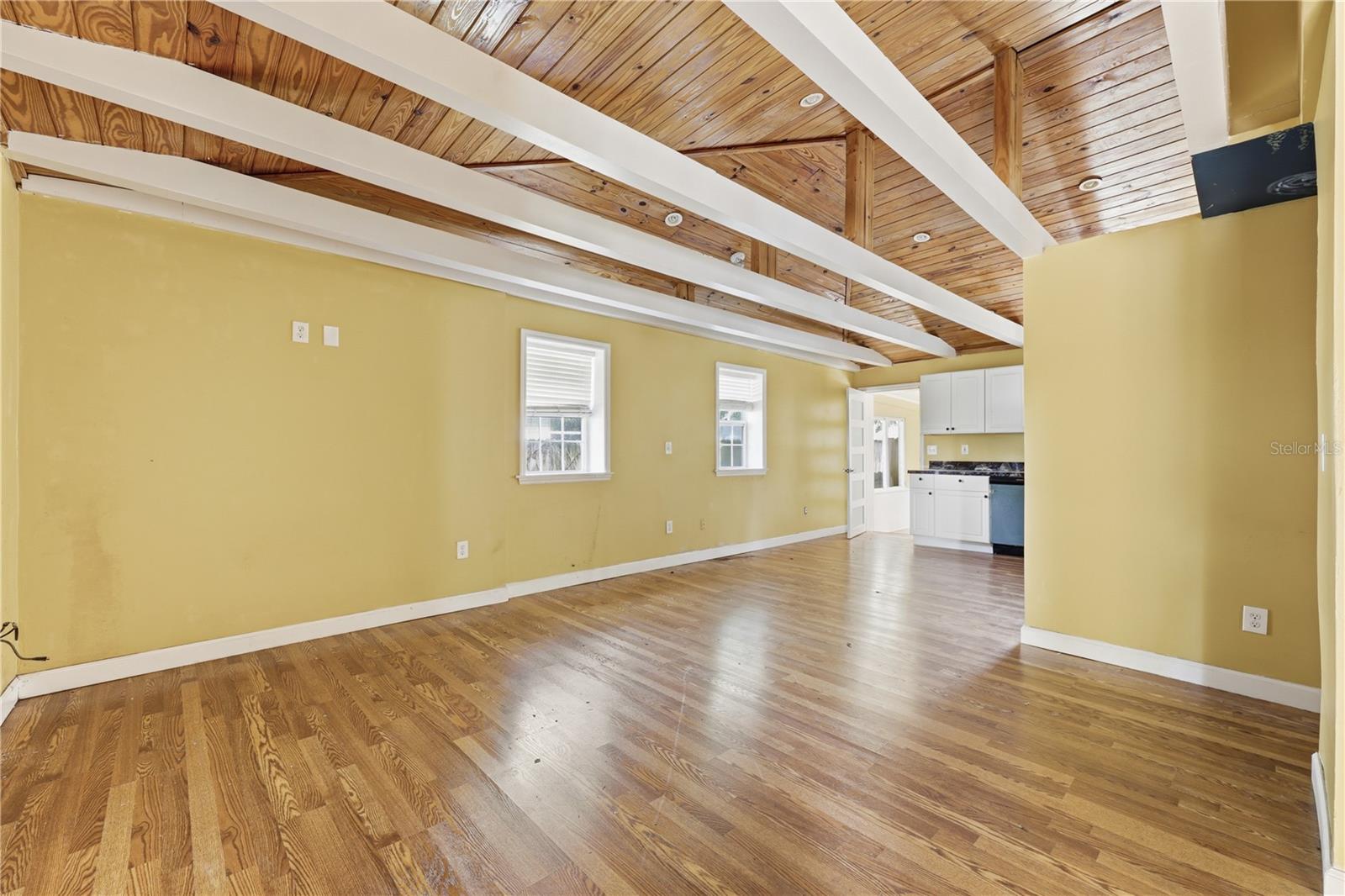 Image 17 of 28 For 111 Palmer Street