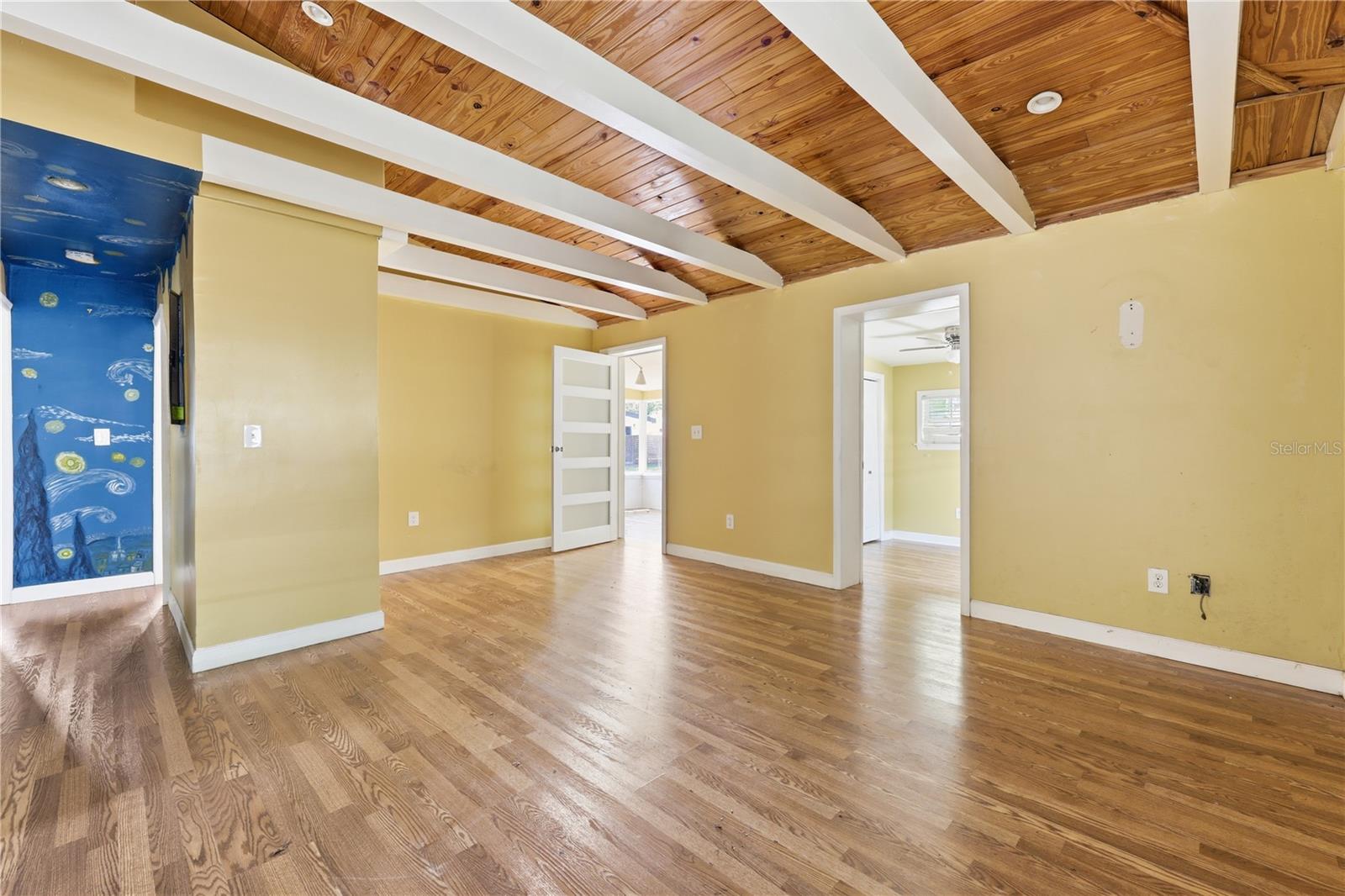 Image 20 of 28 For 111 Palmer Street