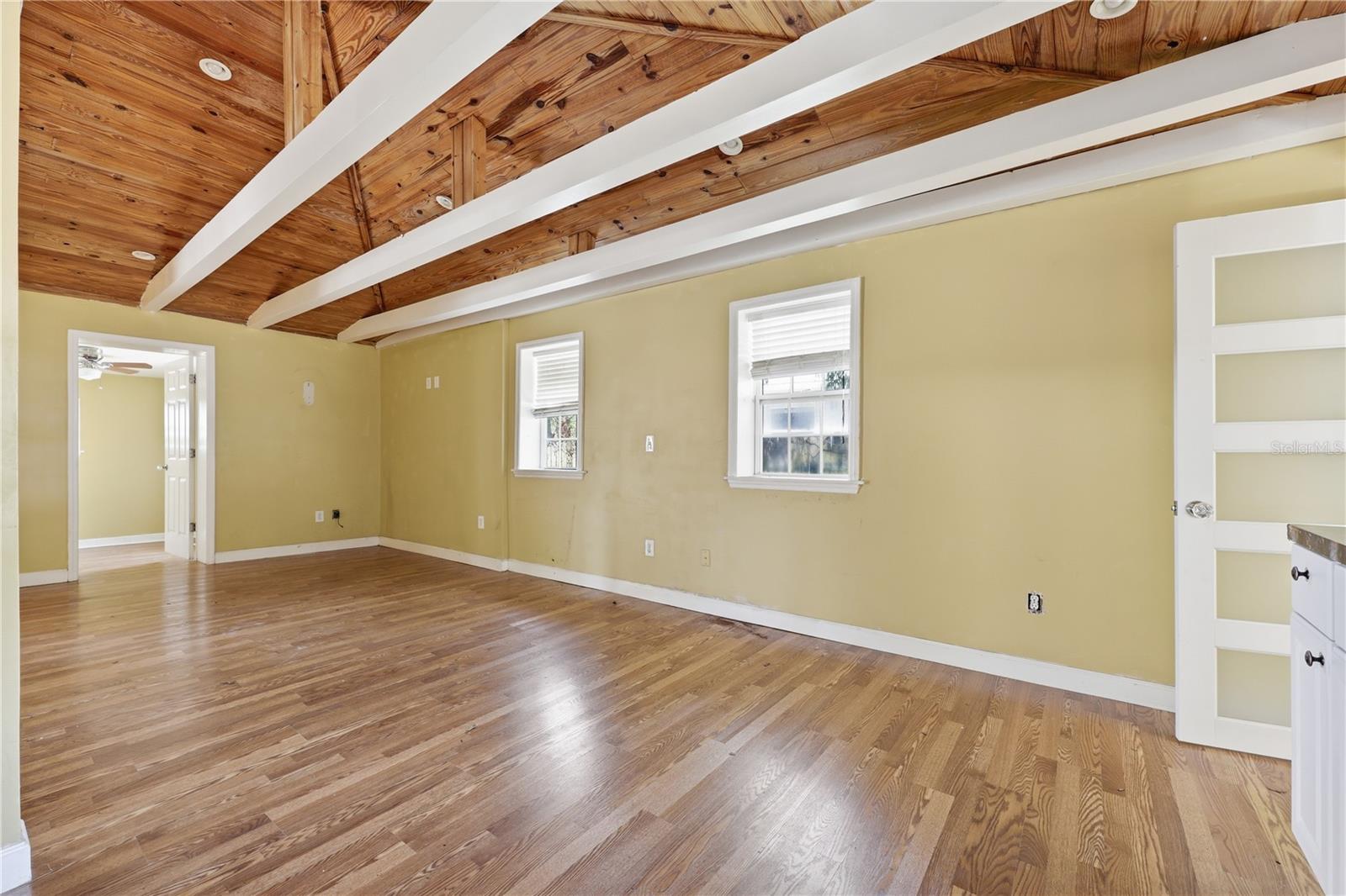 Image 22 of 28 For 111 Palmer Street