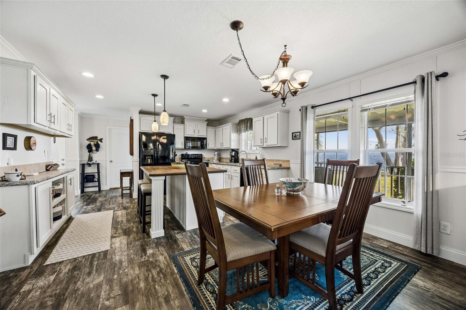 Image 13 of 53 For 108 Sandra Lane