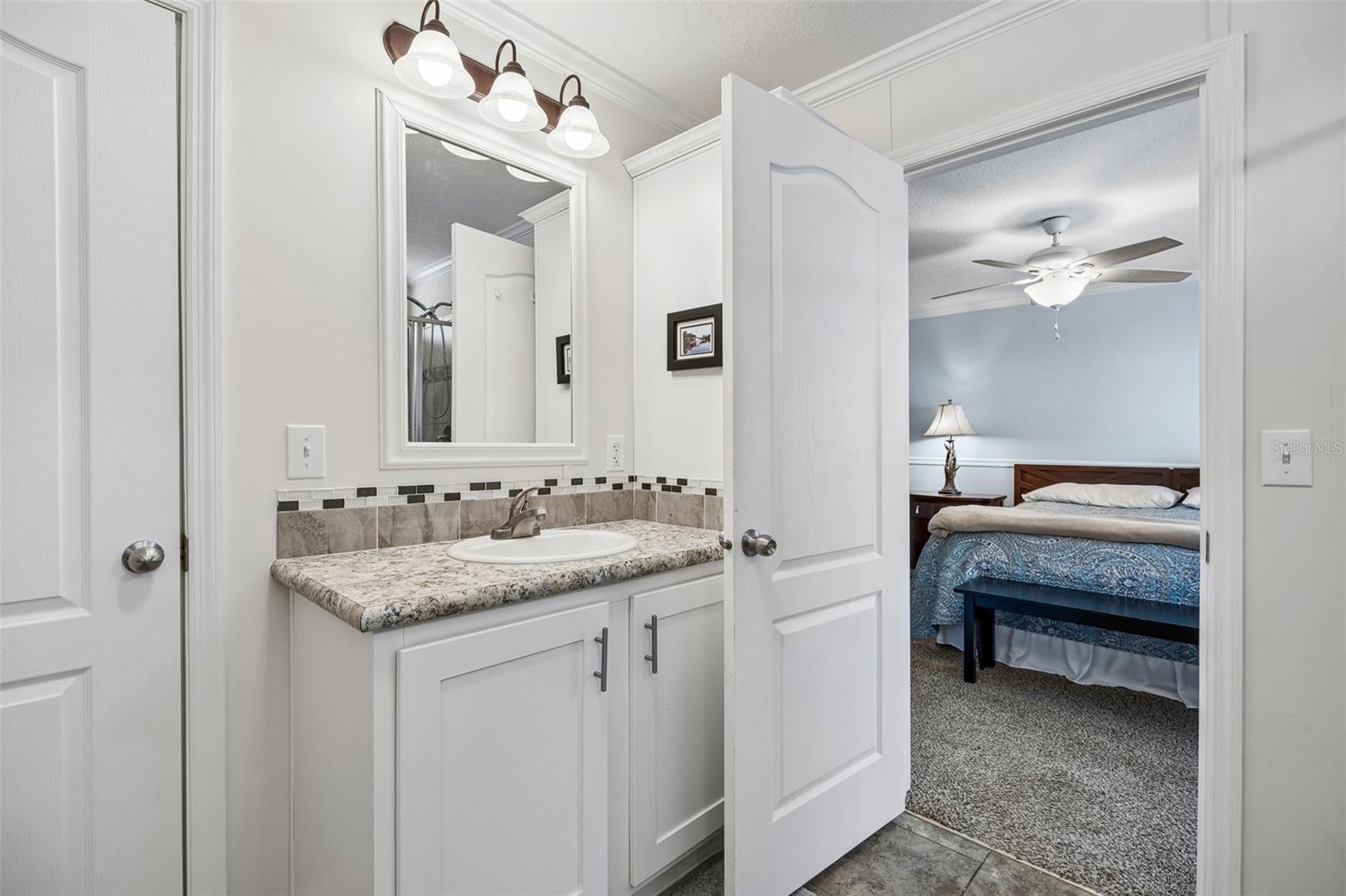 Image 24 of 53 For 108 Sandra Lane