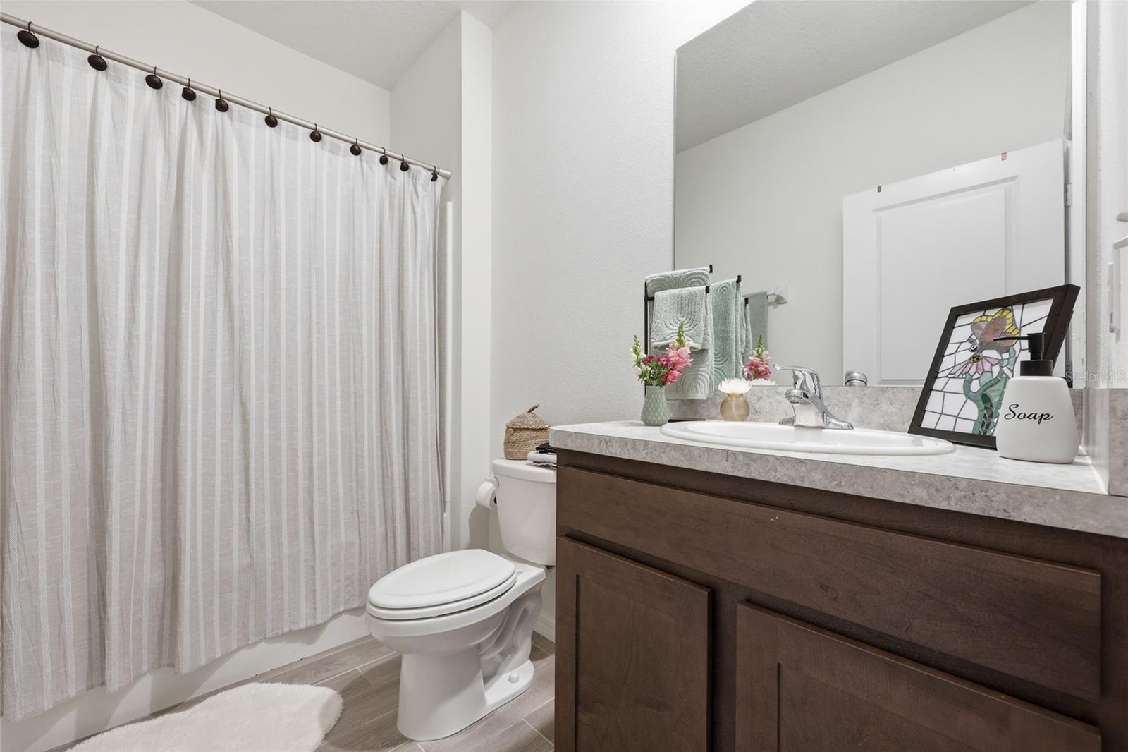 Image 14 of 34 For 8261 60th Avenue