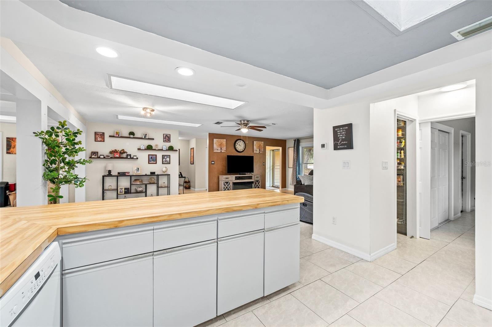 Image 12 of 44 For 10135 25th Place