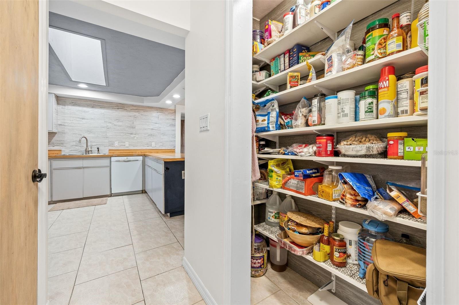 Image 13 of 44 For 10135 25th Place