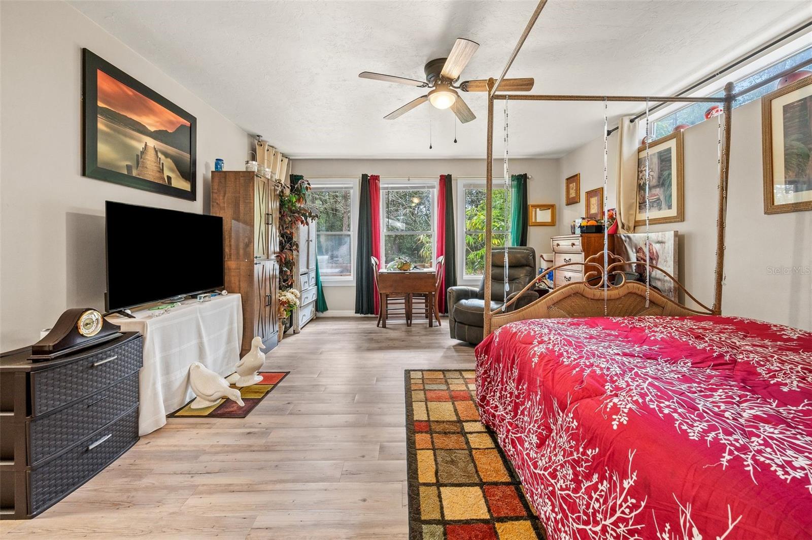 Image 20 of 44 For 10135 25th Place