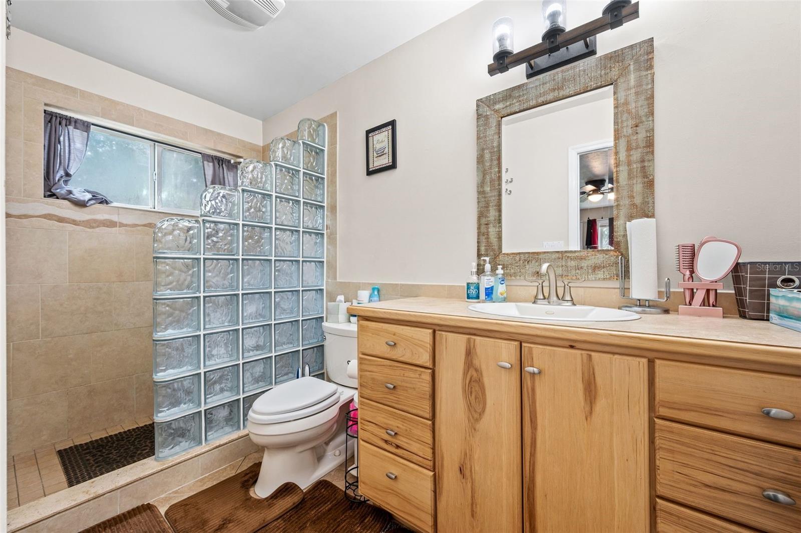 Image 22 of 44 For 10135 25th Place