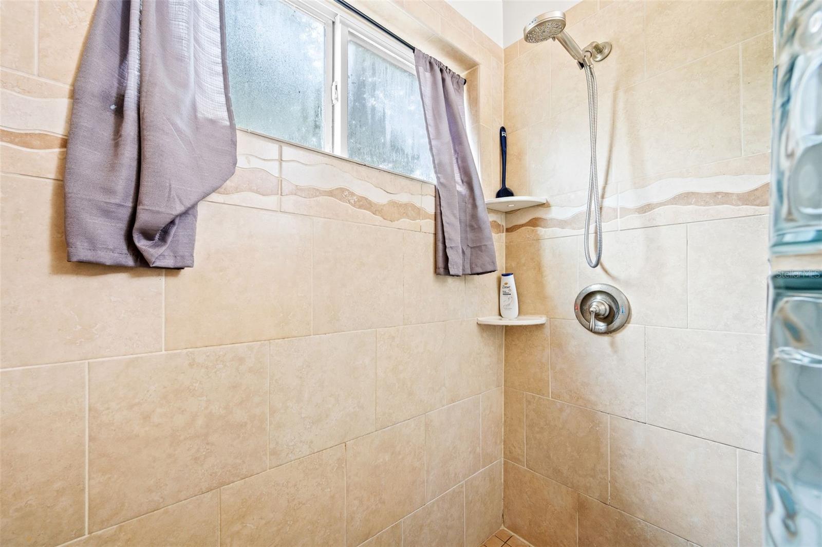 Image 23 of 44 For 10135 25th Place