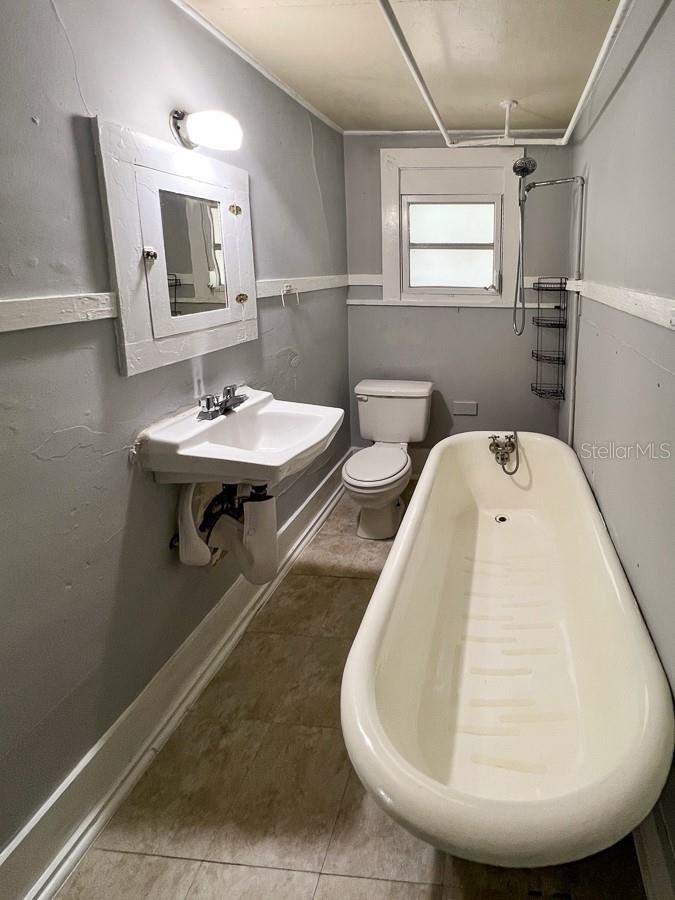 Image 12 of 16 For 312 2nd Avenue W