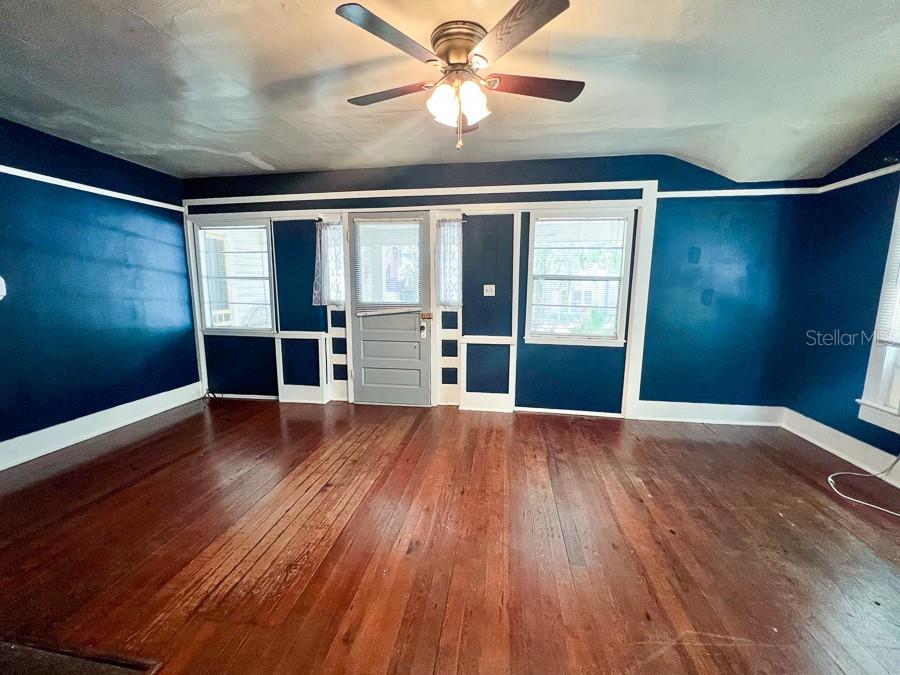 Image 16 of 16 For 312 2nd Avenue W