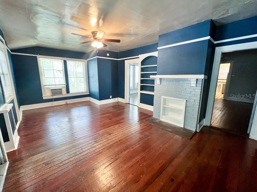 Image 3 of 16 For 312 2nd Avenue W