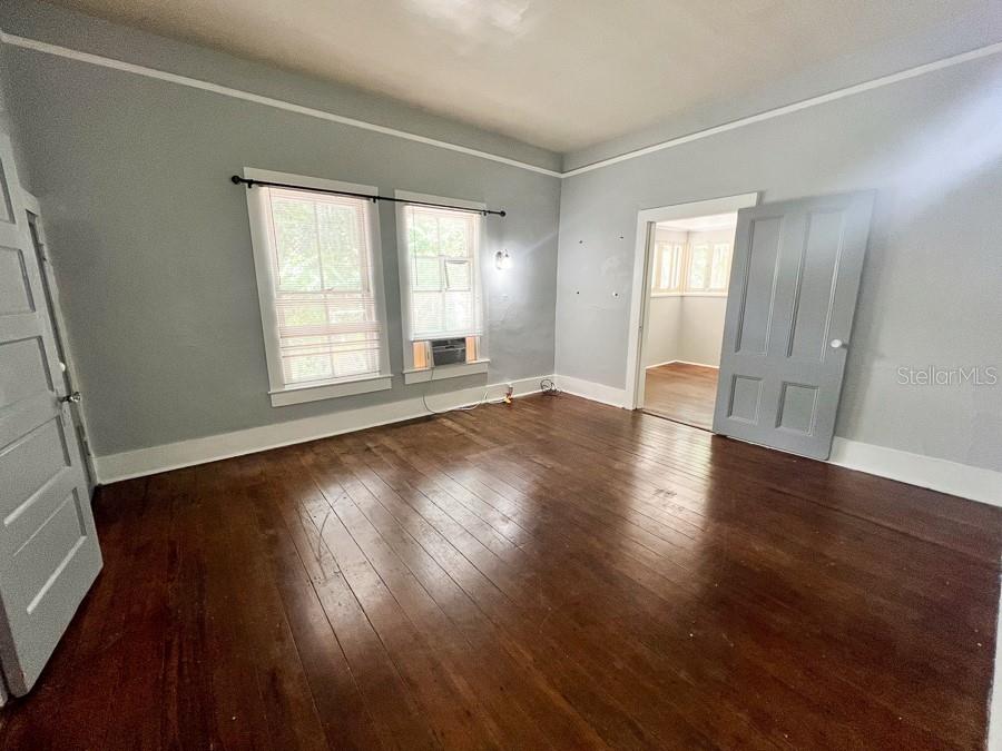 Image 7 of 16 For 312 2nd Avenue W