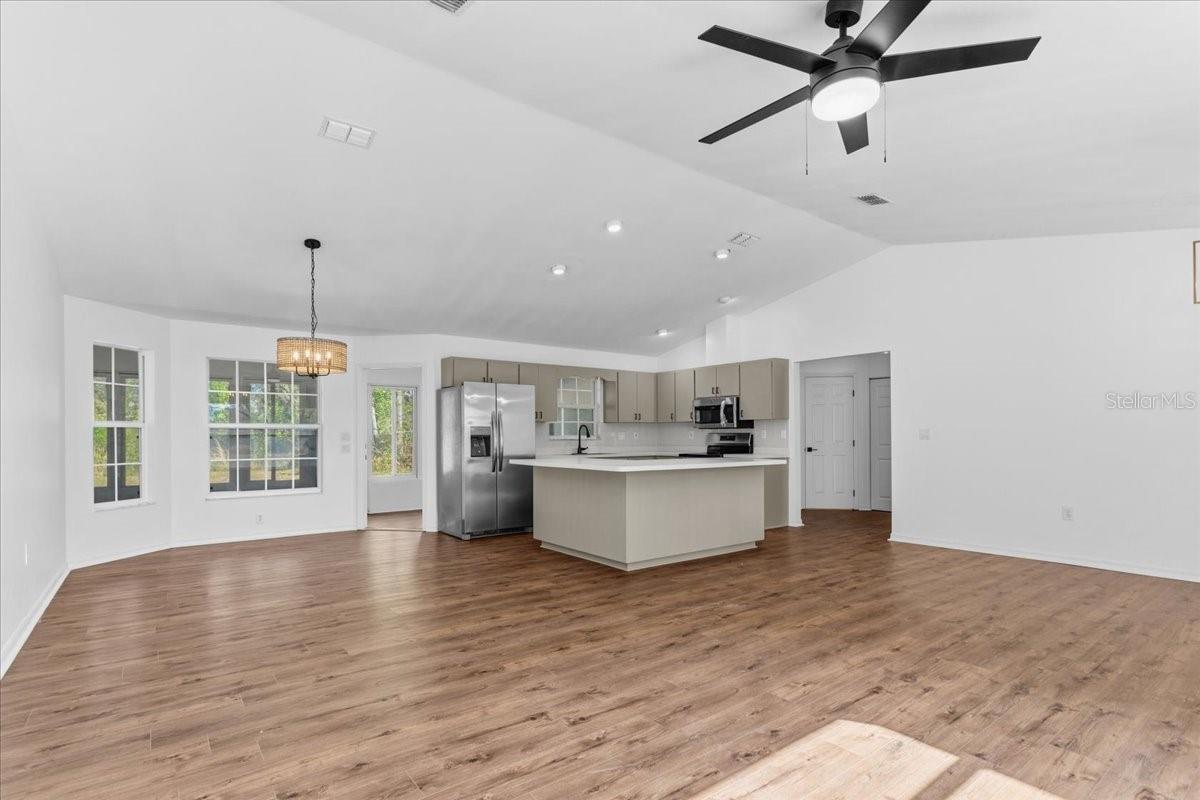 Image 13 of 54 For 957 354th Avenue