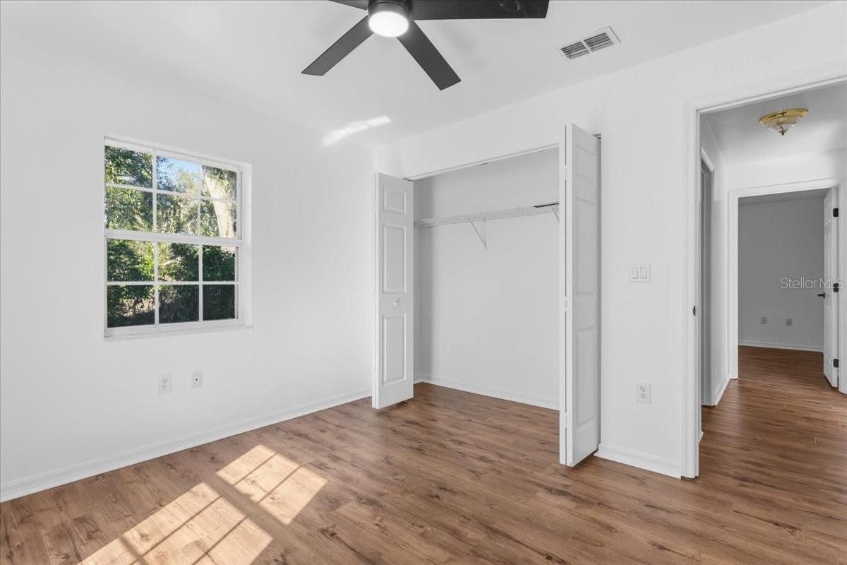 Image 33 of 54 For 957 354th Avenue