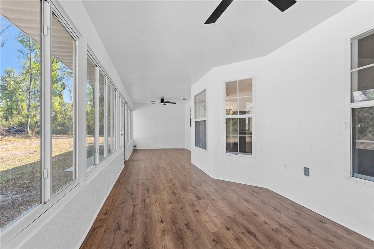 Image 36 of 54 For 957 354th Avenue