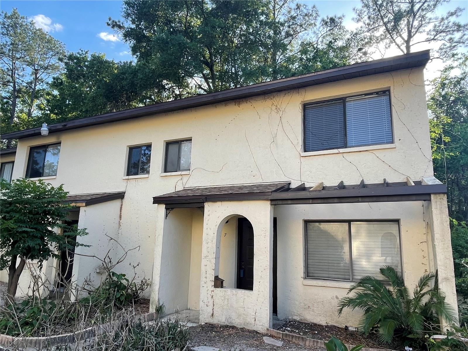 Image 3 of 14 For 2735 Sw 35 Place 1607