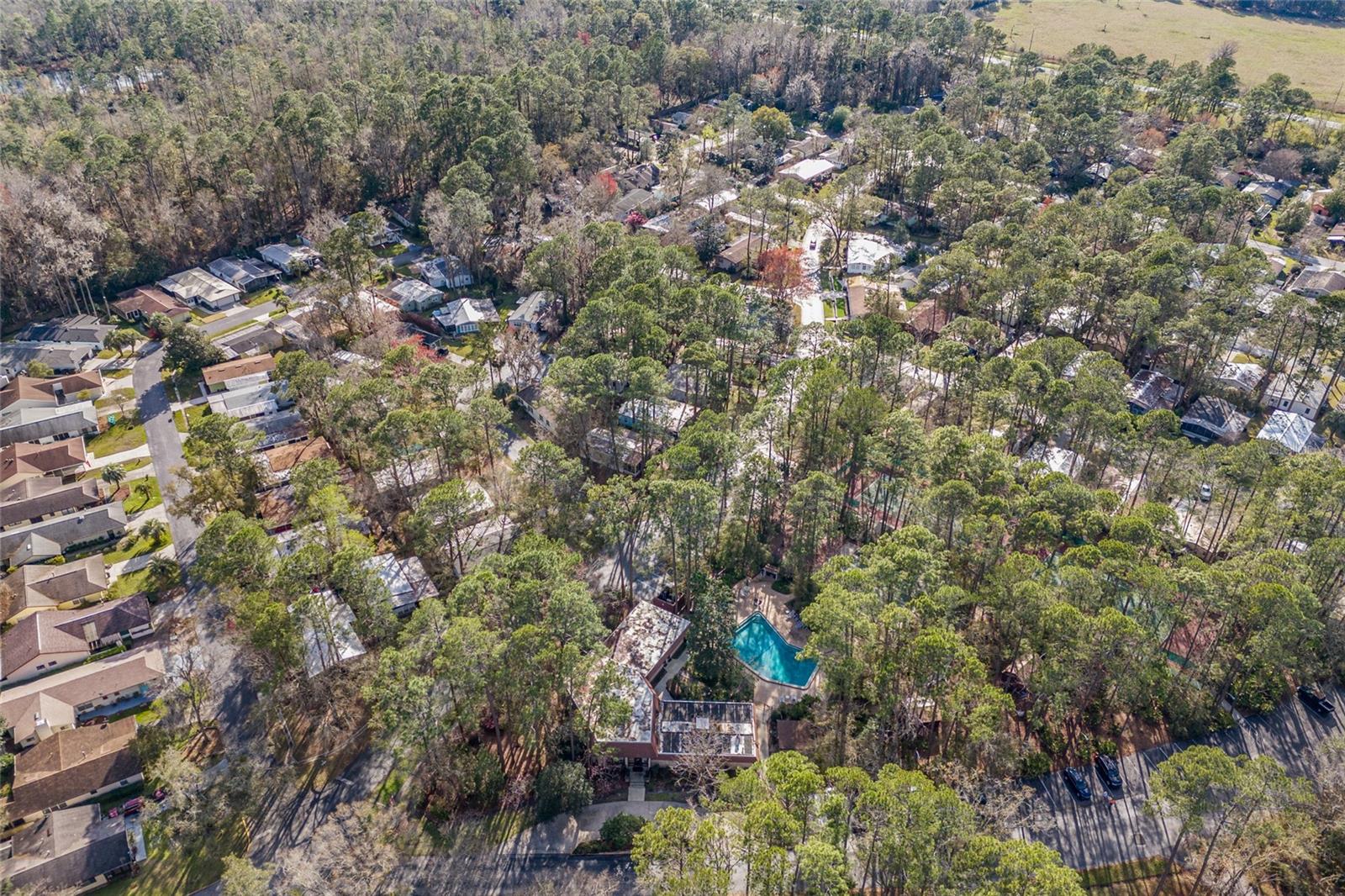 Image 2 of 6 For 8531 39th Circle