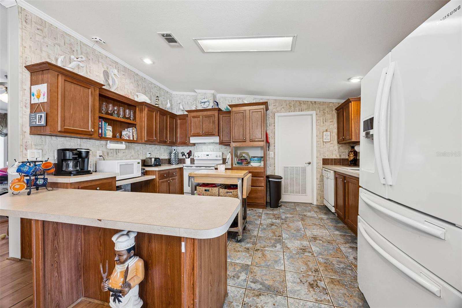 Image 18 of 40 For 334 Paradise Circle