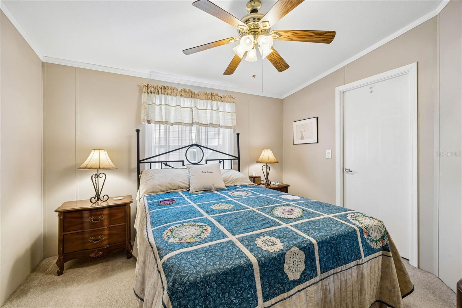 Image 22 of 40 For 334 Paradise Circle