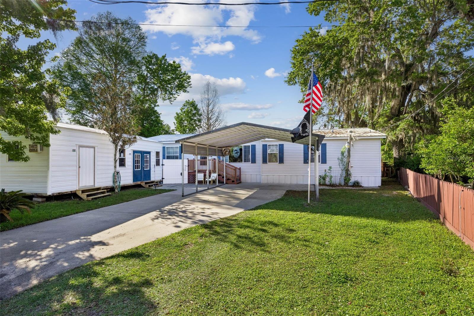 Image 4 of 40 For 334 Paradise Circle