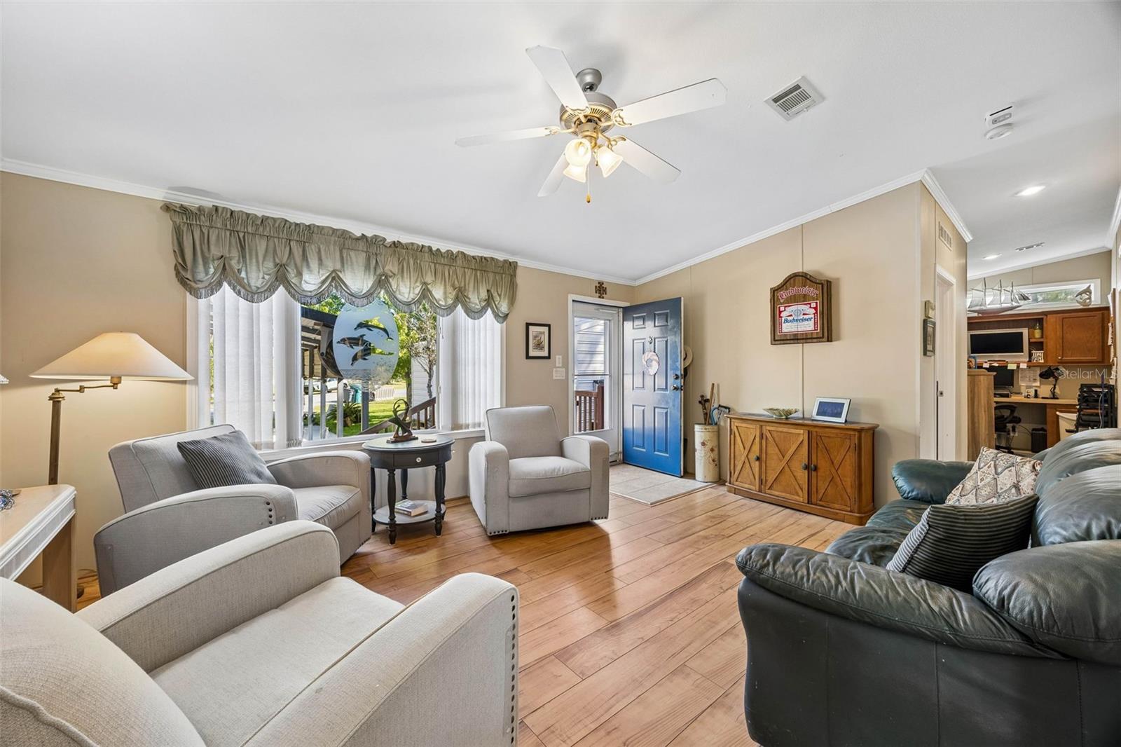 Image 8 of 40 For 334 Paradise Circle