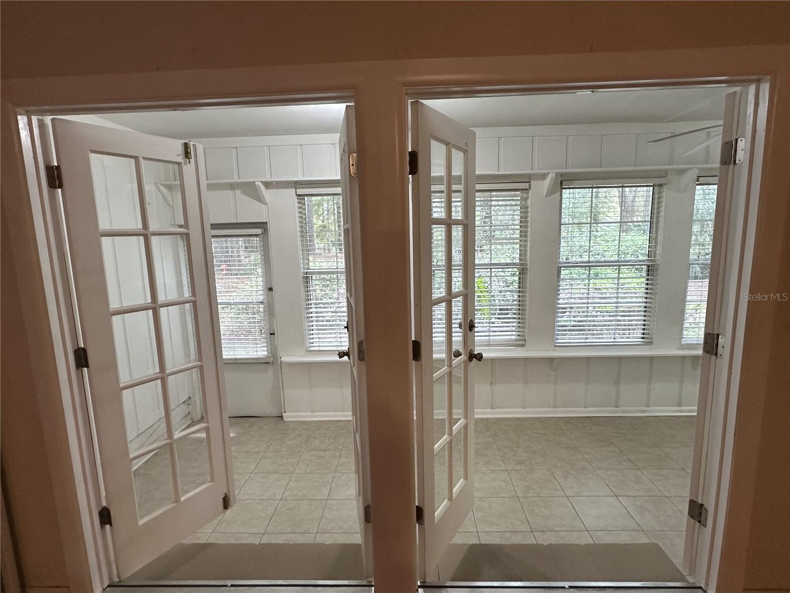 Image 11 of 38 For 6617 114th Lane 6617