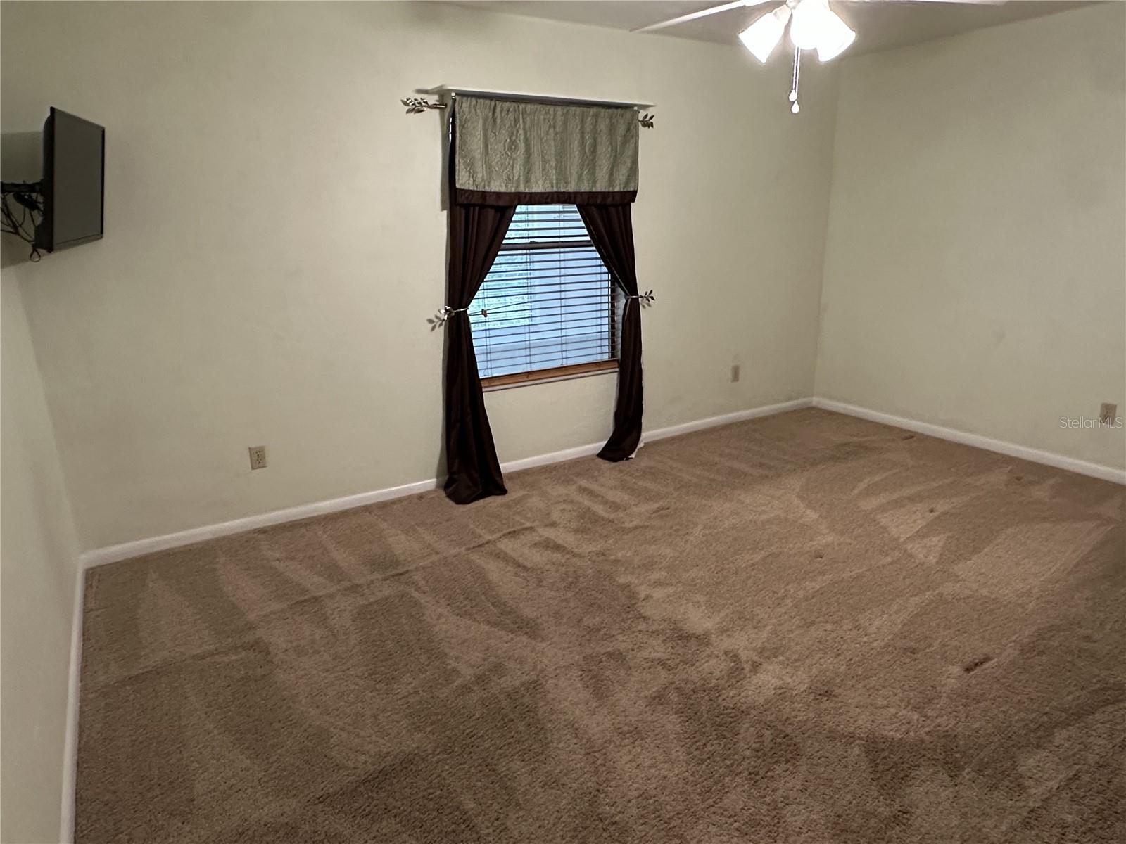 Image 27 of 38 For 6617 114th Lane 6617