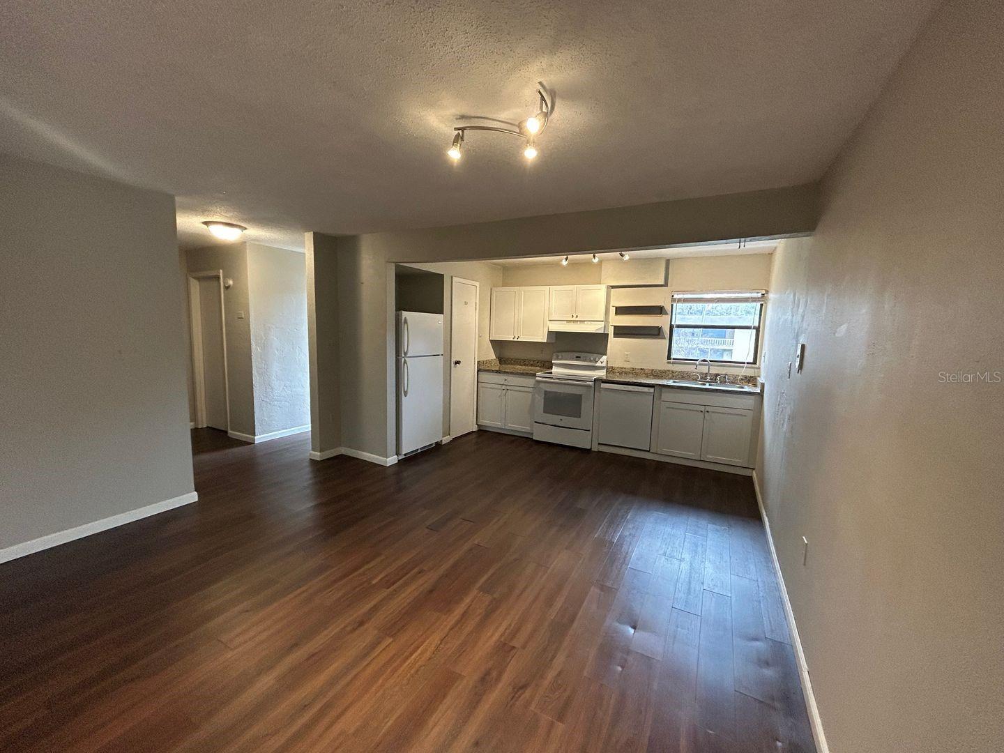 Image 4 of 15 For 2811 Archer Road C-18