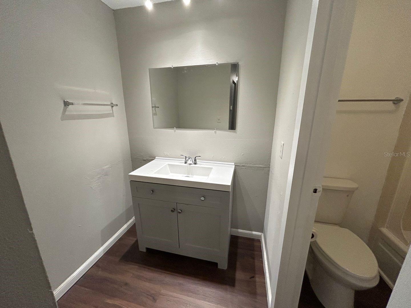 Image 9 of 15 For 2811 Archer Road C-18