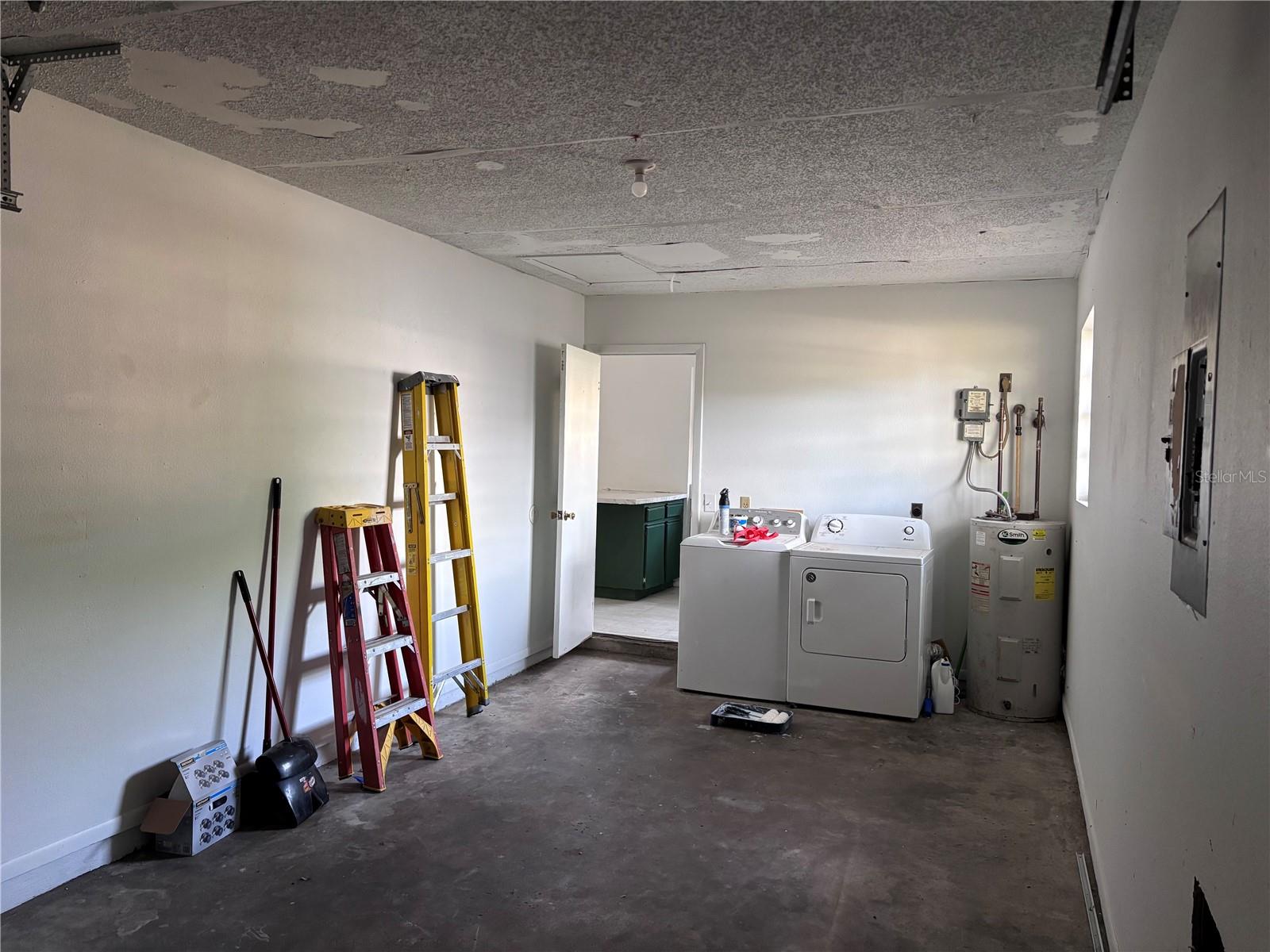 Image 12 of 13 For 1028 Hickory Road