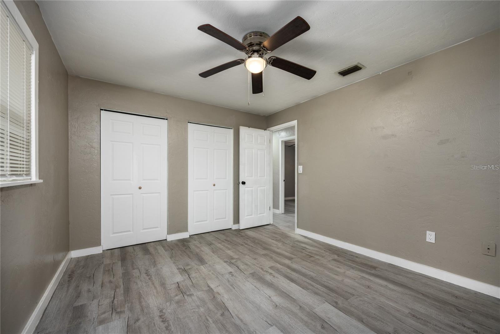 Image 20 of 37 For 14637 145th Avenue