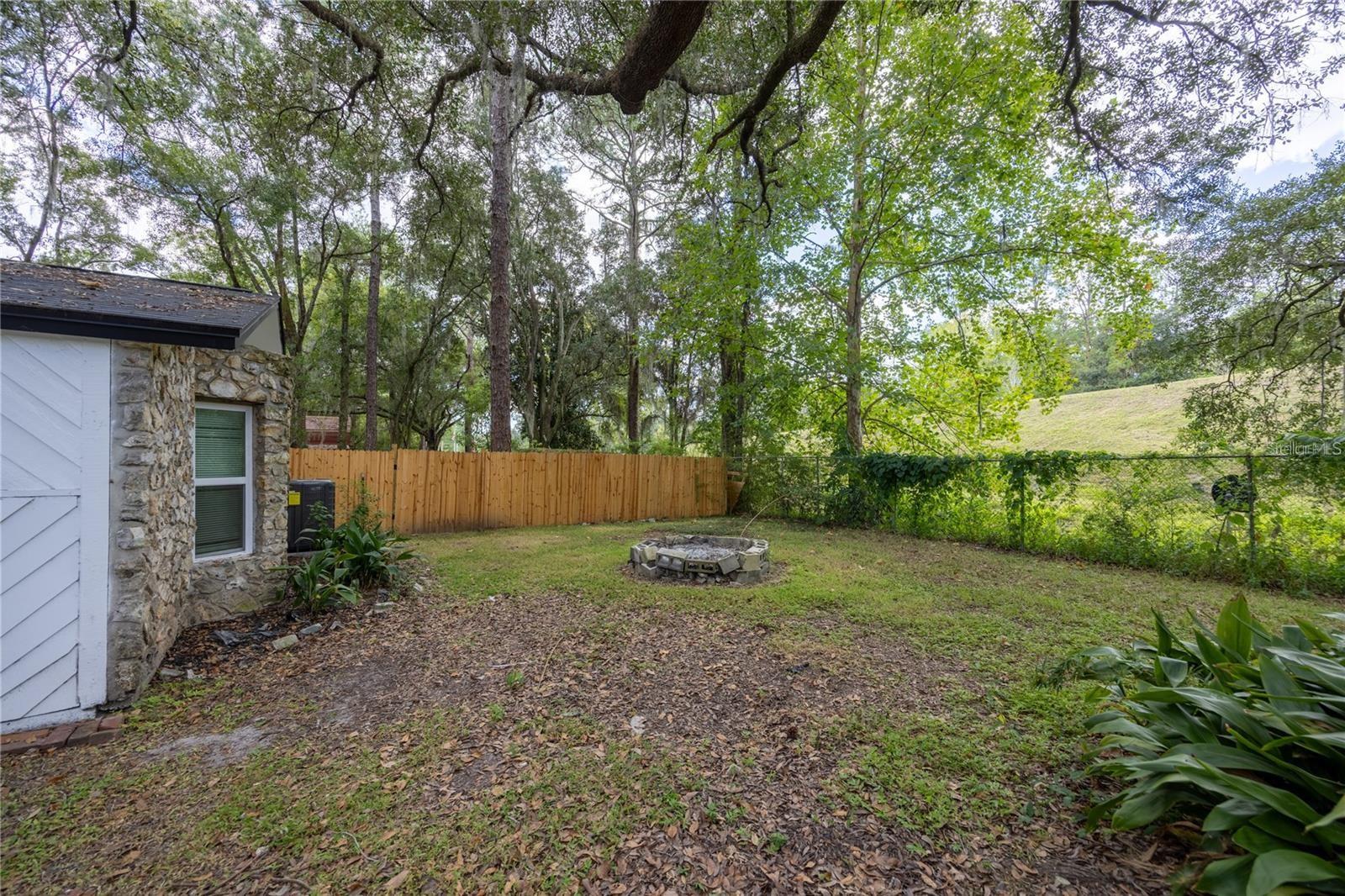 Image 5 of 37 For 14637 145th Avenue