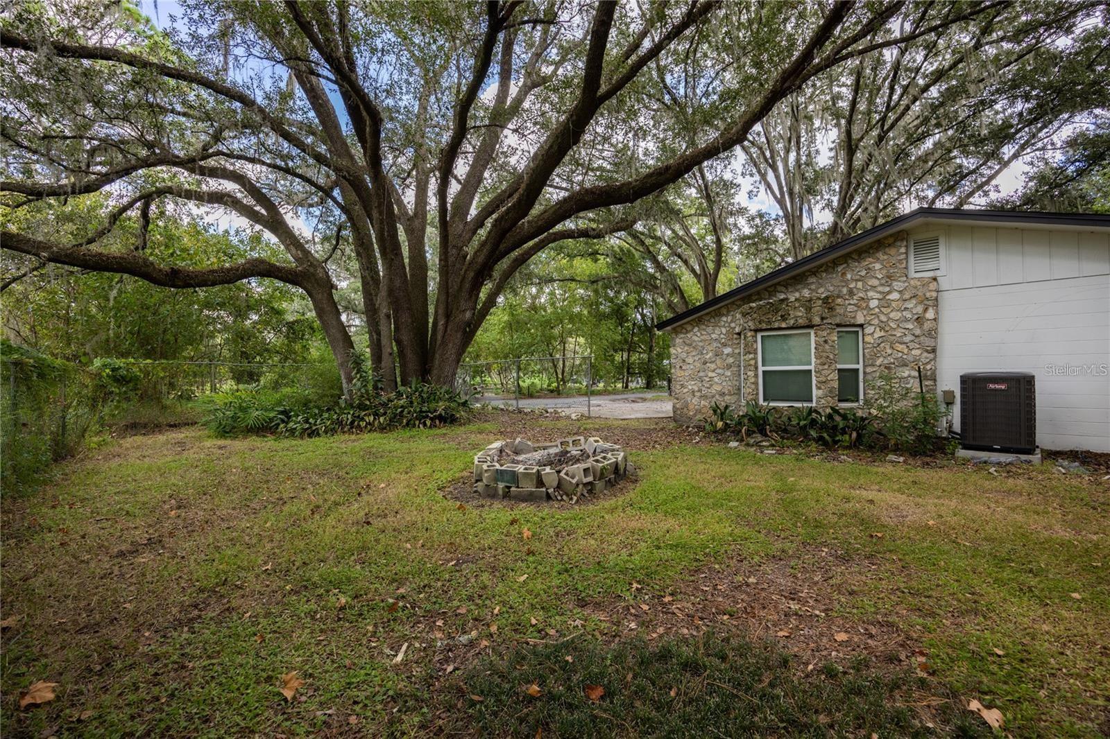 Image 8 of 37 For 14637 145th Avenue