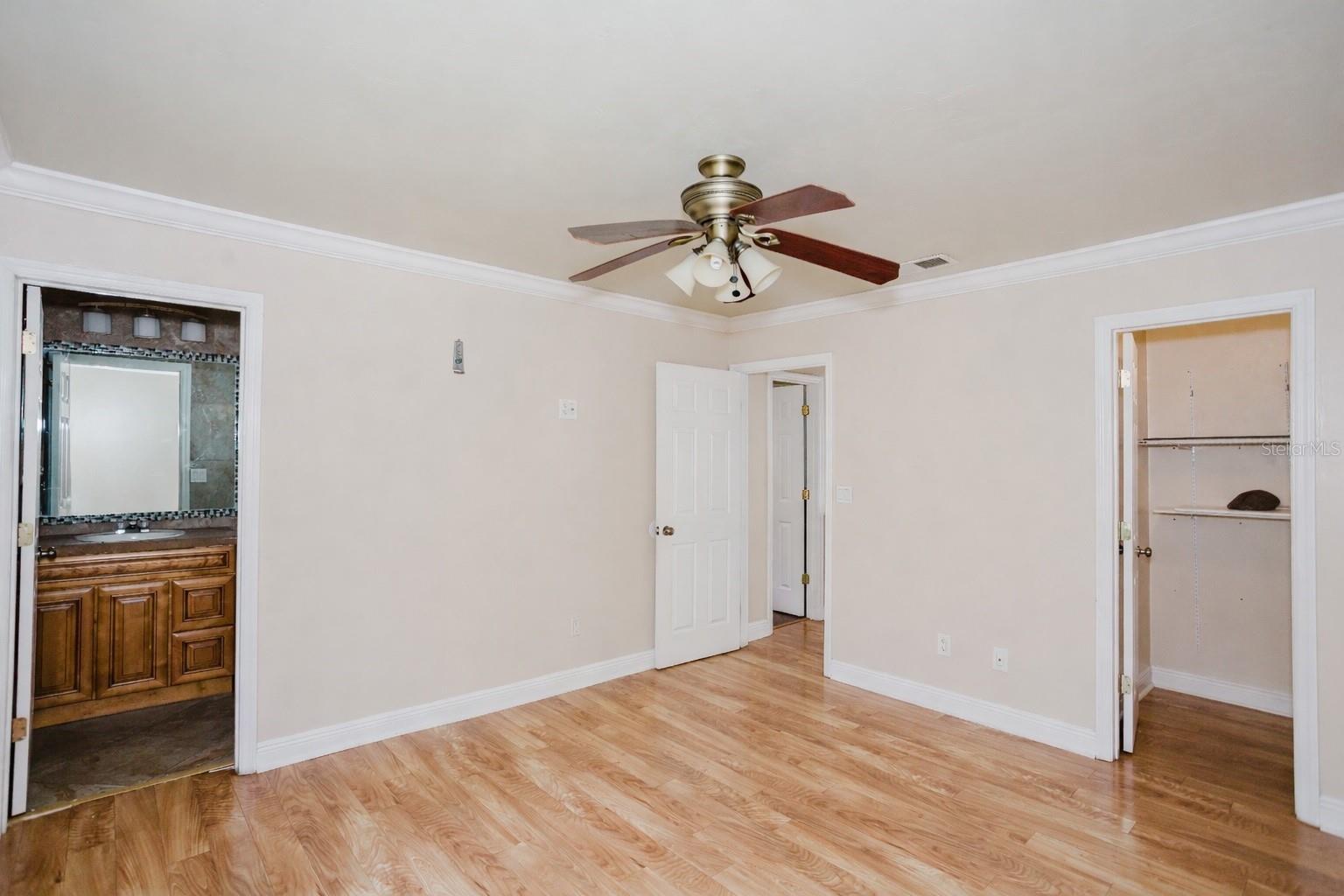 Image 7 of 12 For 2302 73rd Terrace